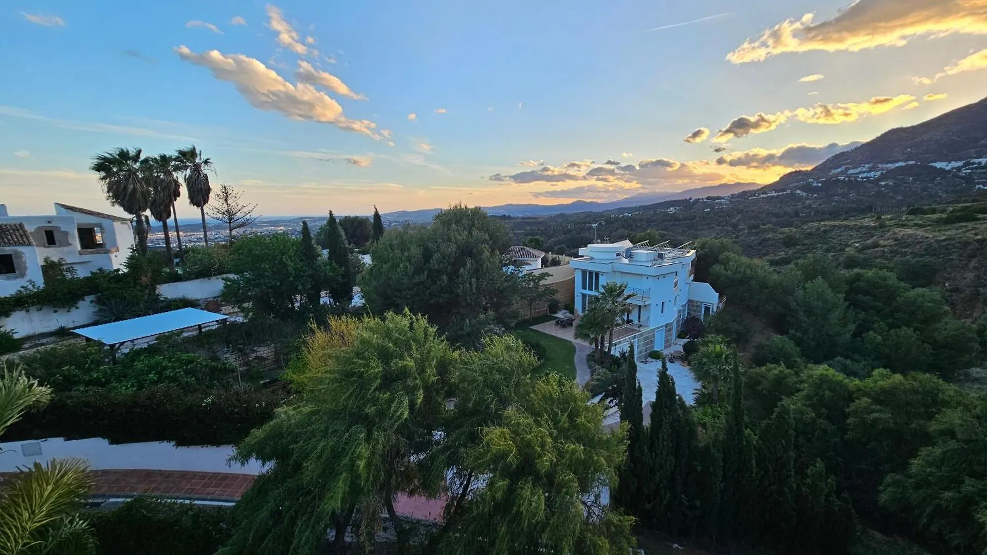 Studio Buenavista - 5 Minute Drive To The Beach - Stunning Sunset Benalmadena